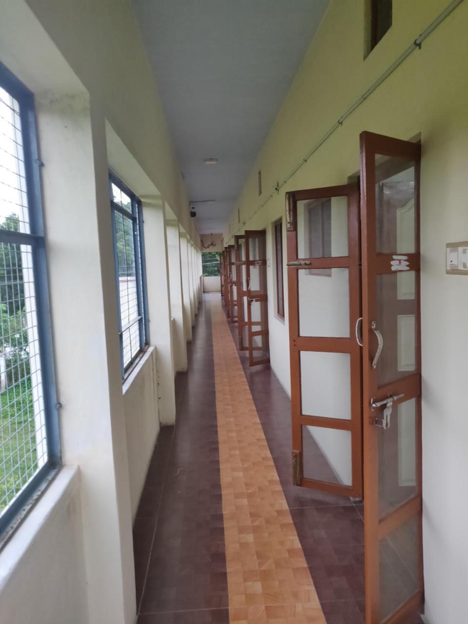 Отель Srb Residency Тируваннамалай Экстерьер фото