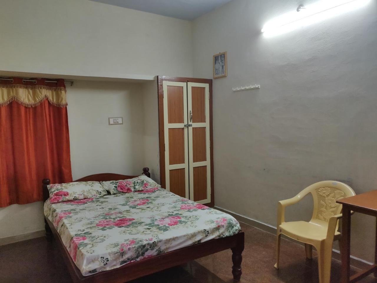 Отель Srb Residency Тируваннамалай Экстерьер фото